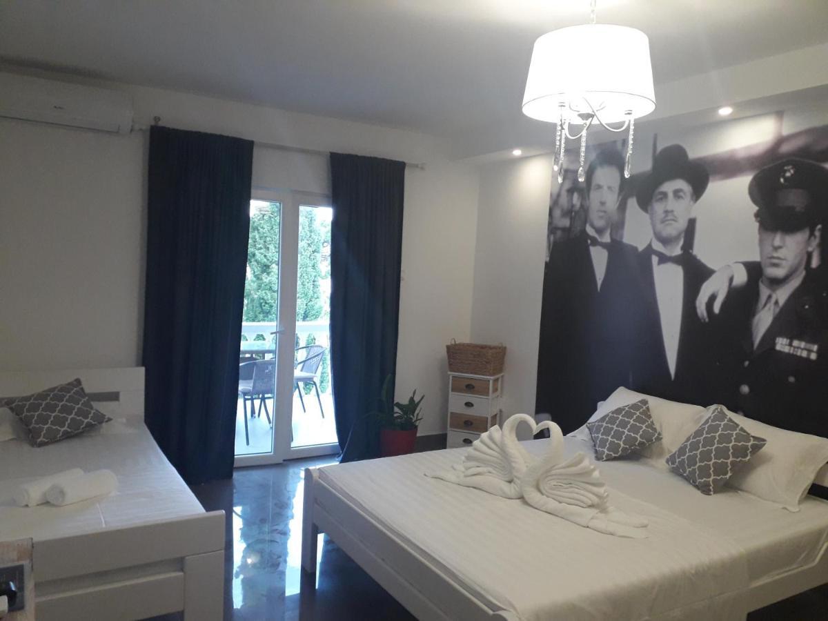Ana Apartmani Sveti Stefan Exterior foto