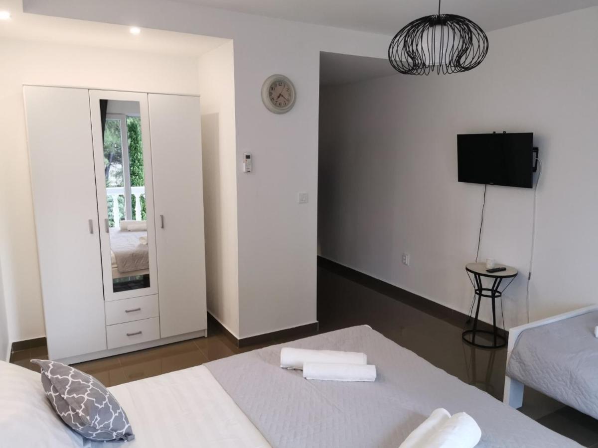Ana Apartmani Sveti Stefan Exterior foto